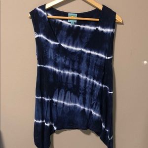 C & c California tie dye sleeveless blouse